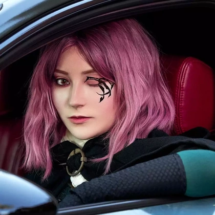 Издатель Elden Ring выложил фотографии с Мелиной за рулем Honda Accord — это один из первых мемов по игре