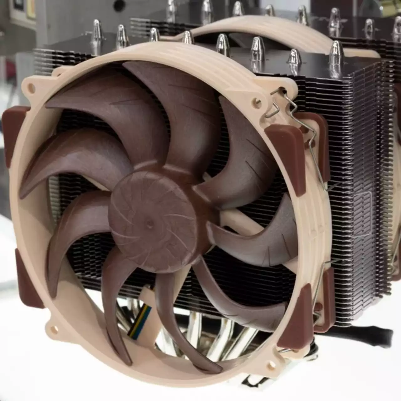 Noctua запускает в продажу новый флагманский кулер Noctua запускает в продажу новый флагманский кулер