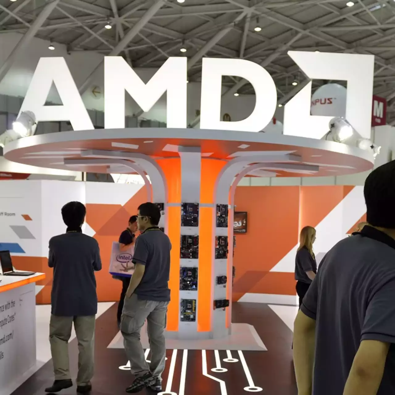 AMD меняет свою стратегию и делает программное обеспечение своим ключевом элементом