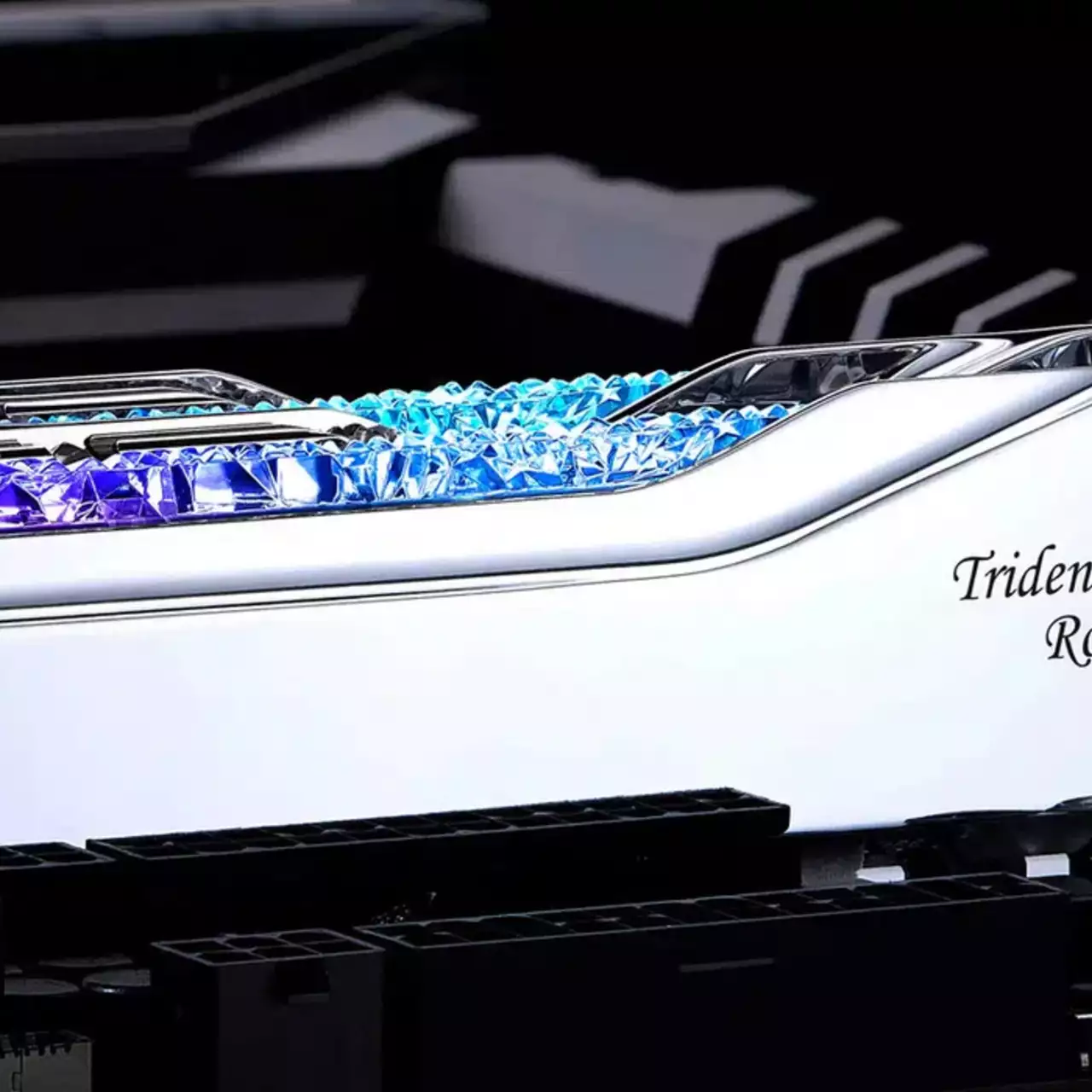 G.Skill анонсировала премиум-память Trident Z5 Royal Neo G.Skill анонсировала премиум-память Trident Z5 Royal Neo