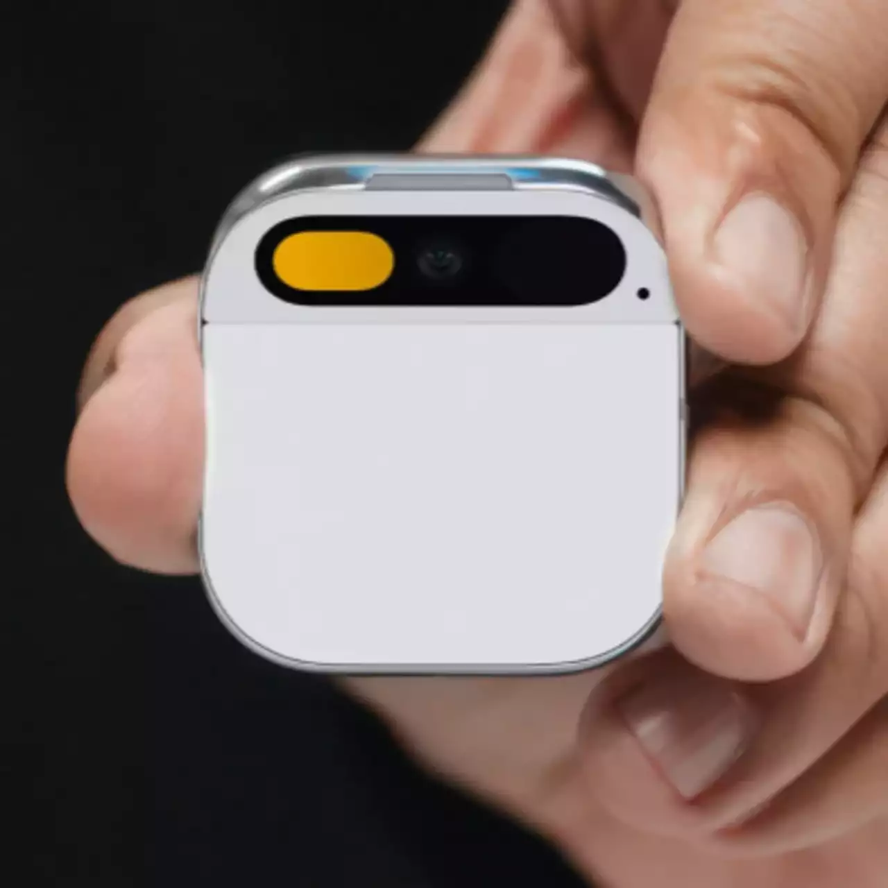 СМИ: ИИ-гаджет Humane AI Pin провалился в продаже СМИ: ИИ-гаджет Humane AI Pin провалился в продаже