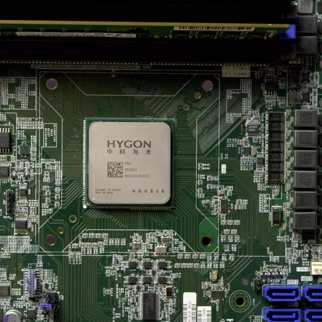 В Китае представлен уникальный процессор на архитектуре AMD В Китае представлен уникальный процессор на архитектуре AMD