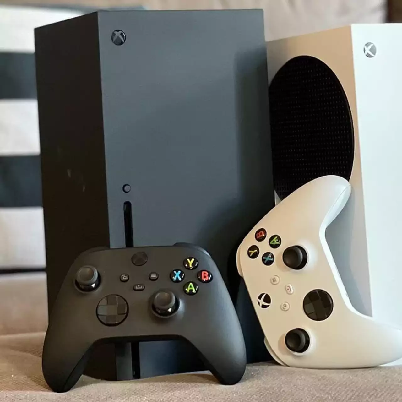 Microsoft начинает собирать предзаказы на новые Xbox Series X и S Microsoft начинает собирать предзаказы на новые Xbox Series X и S
