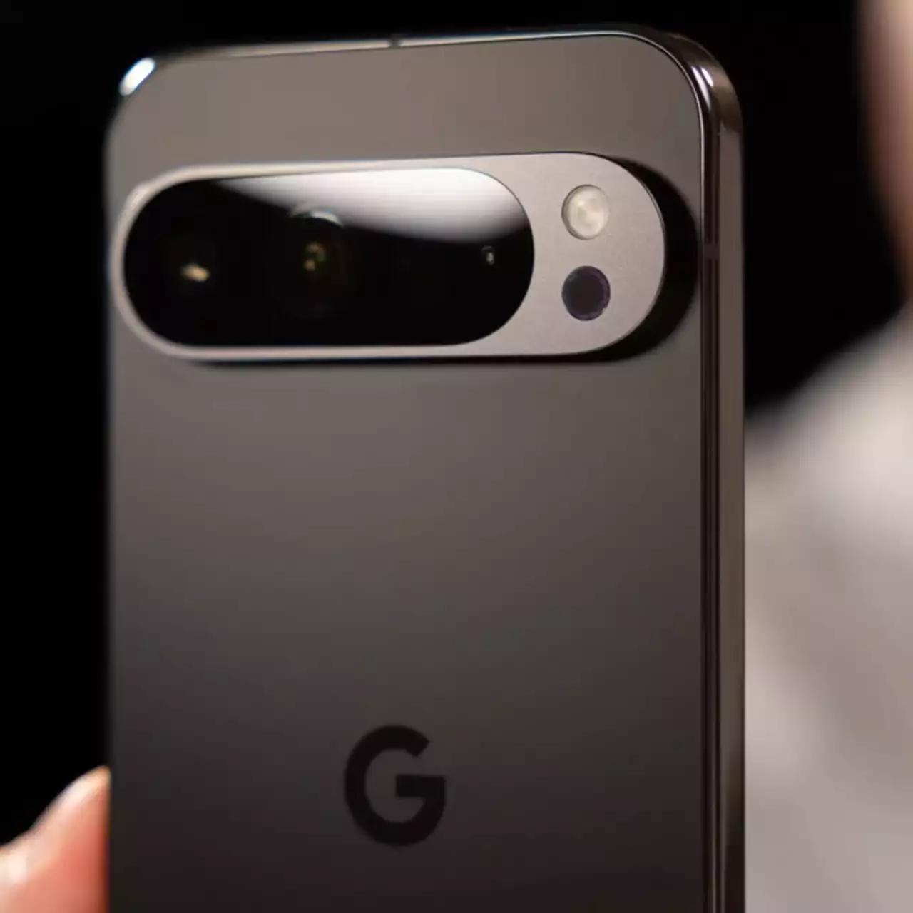 Камеру новенького Pixel 9 сравнили с iPhone 15 на практике Камеру новенького Pixel 9 сравнили с iPhone 15 на практике