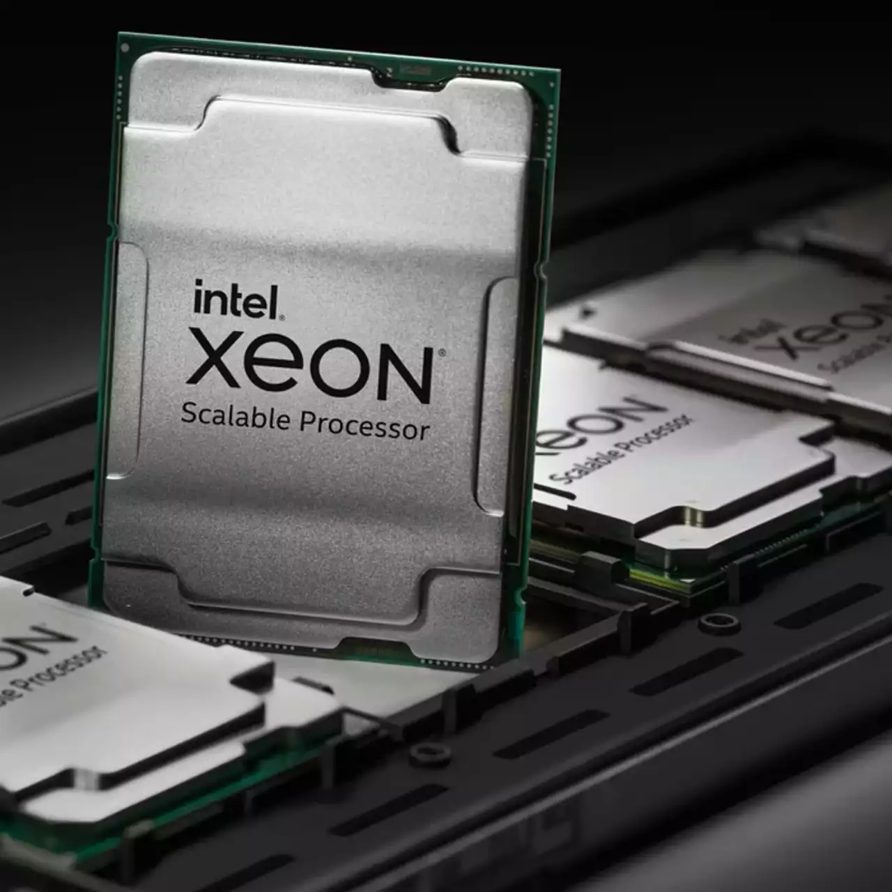 Intel представила новые процессоры Xeon W-2500 и W-3500 Intel представила новые процессоры Xeon W-2500 и W-3500