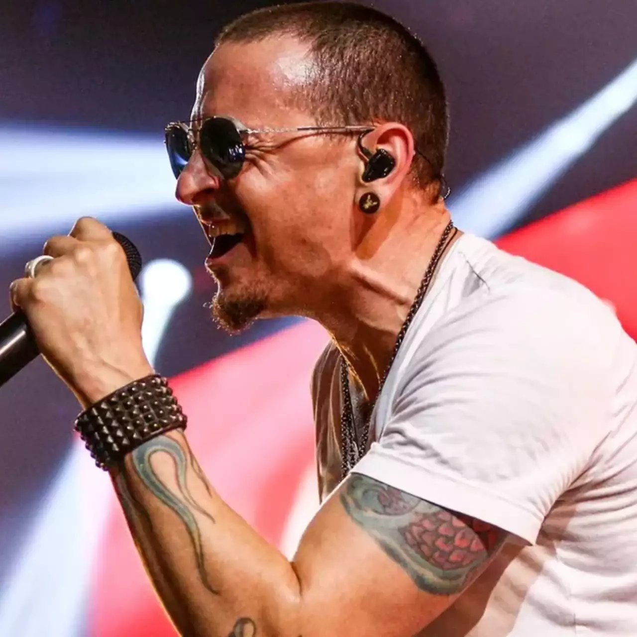 Фанаты перезаписали новый трек Linkin Park с ИИ-голосом Честера Беннингтона Фанаты перезаписали новый трек Linkin Park с ИИ-голосом Честера Беннингтона