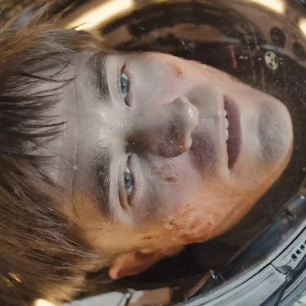 Роберт Паттинсон встречает своего клона: вышел трейлер фильма «Микки 17» от режиссёра «Паразитов» Роберт Паттинсон встречает своего клона: вышел трейлер фильма «Микки 17» от режиссёра «Паразитов»
