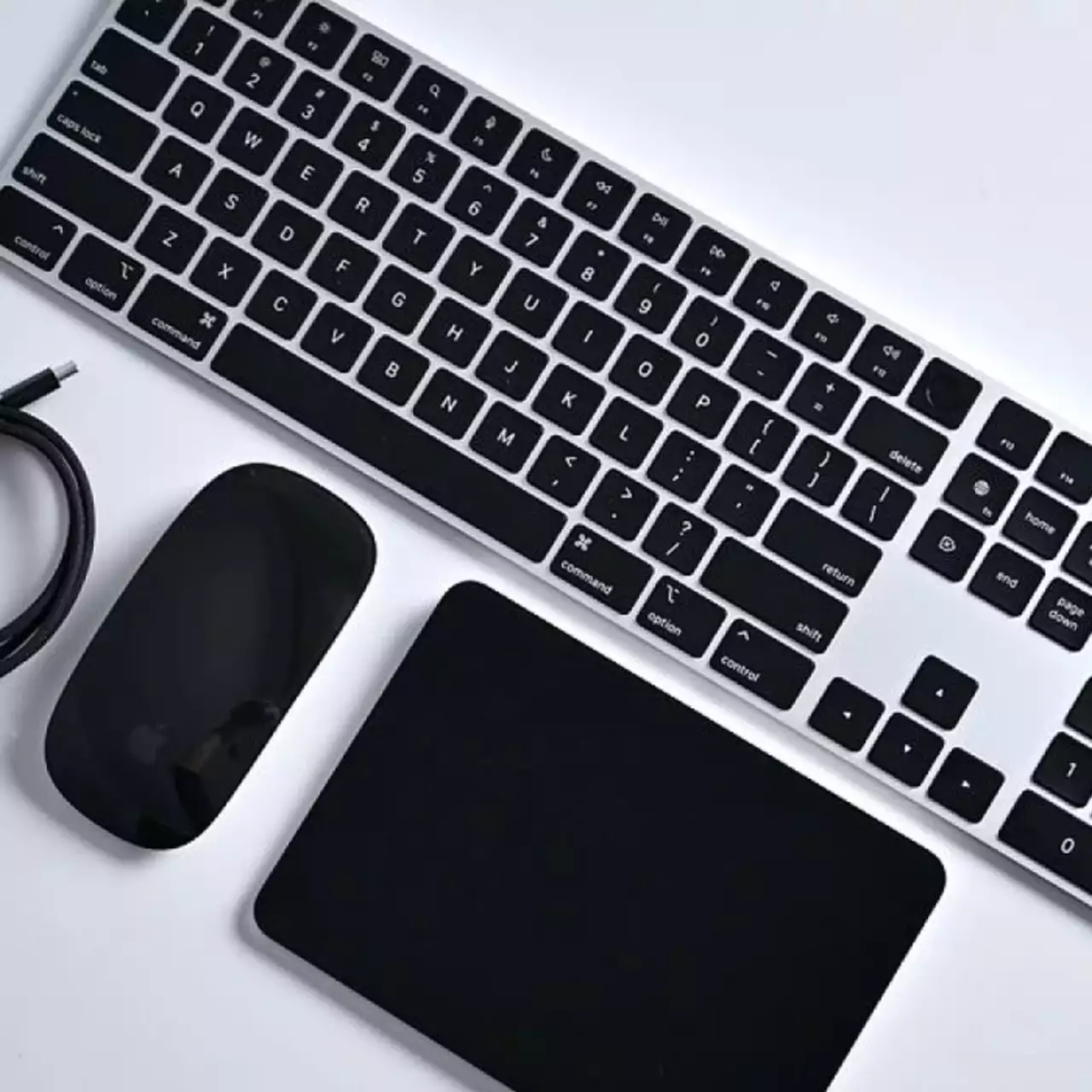 Представлены обновлённые Magic Mouse, Magic Trackpad и Magic Keyboard с USB-C Представлены обновлённые Magic Mouse, Magic Trackpad и Magic Keyboard с USB-C