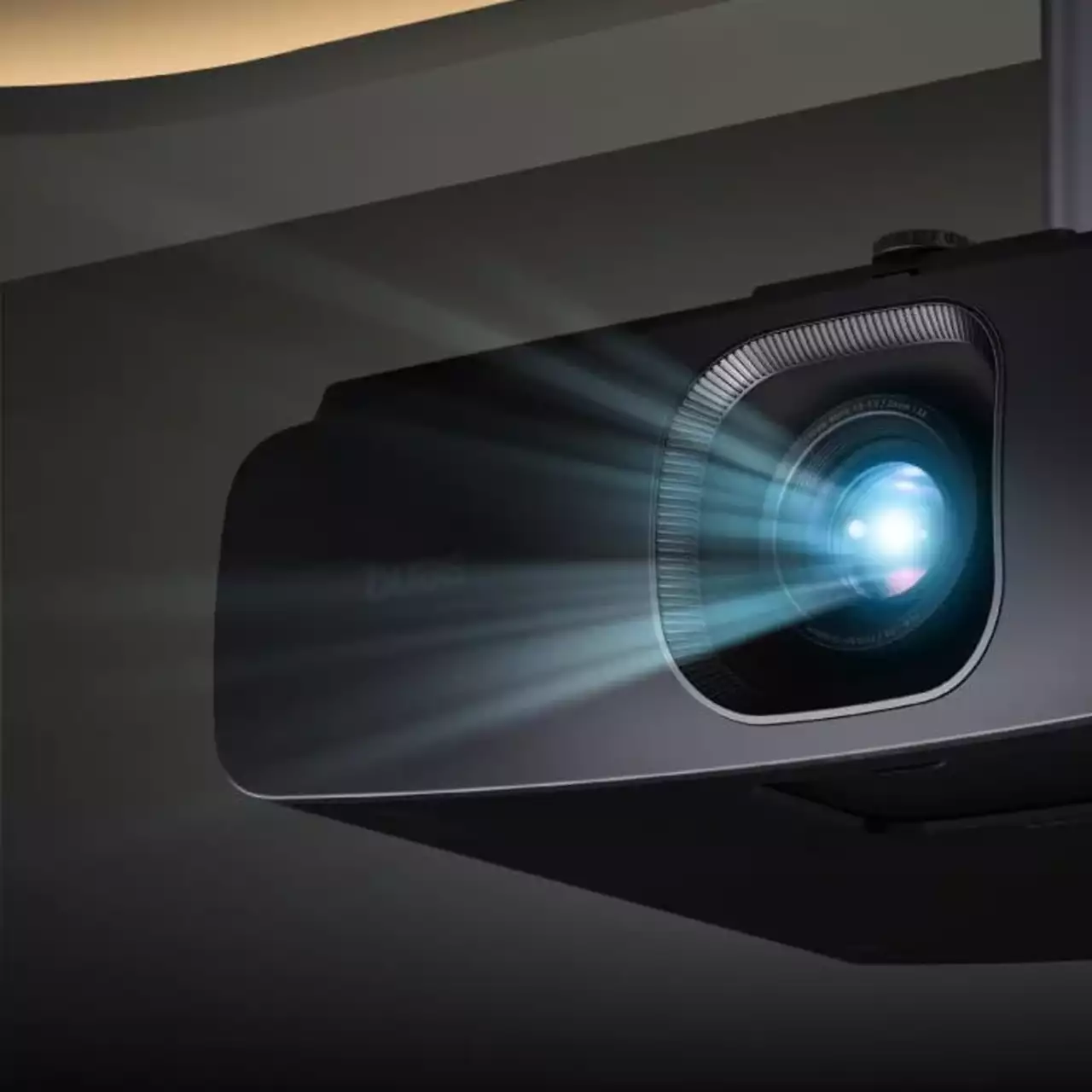 Презентован проектор BenQ W2720i с поддержкой HDR и Dolby Atmos Презентован проектор BenQ W2720i с поддержкой HDR и Dolby Atmos
