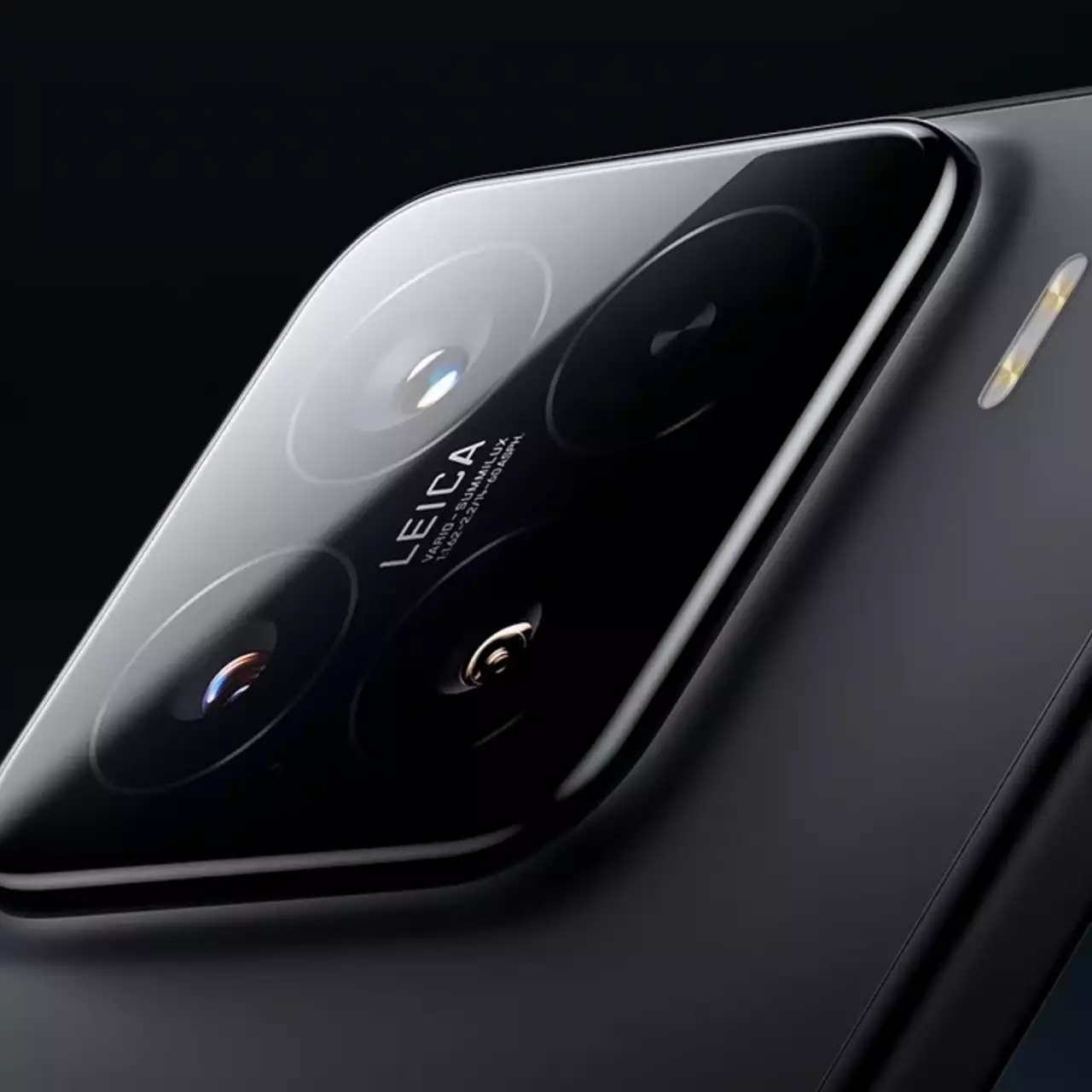 Представлены новые смартфоны Xiaomi 15 и 15 Pro с рамками, которые тоньше, чем у iPhone 16 Pro Представлены новые смартфоны Xiaomi 15 и 15 Pro с рамками, которые тоньше, чем у iPhone 16 Pro