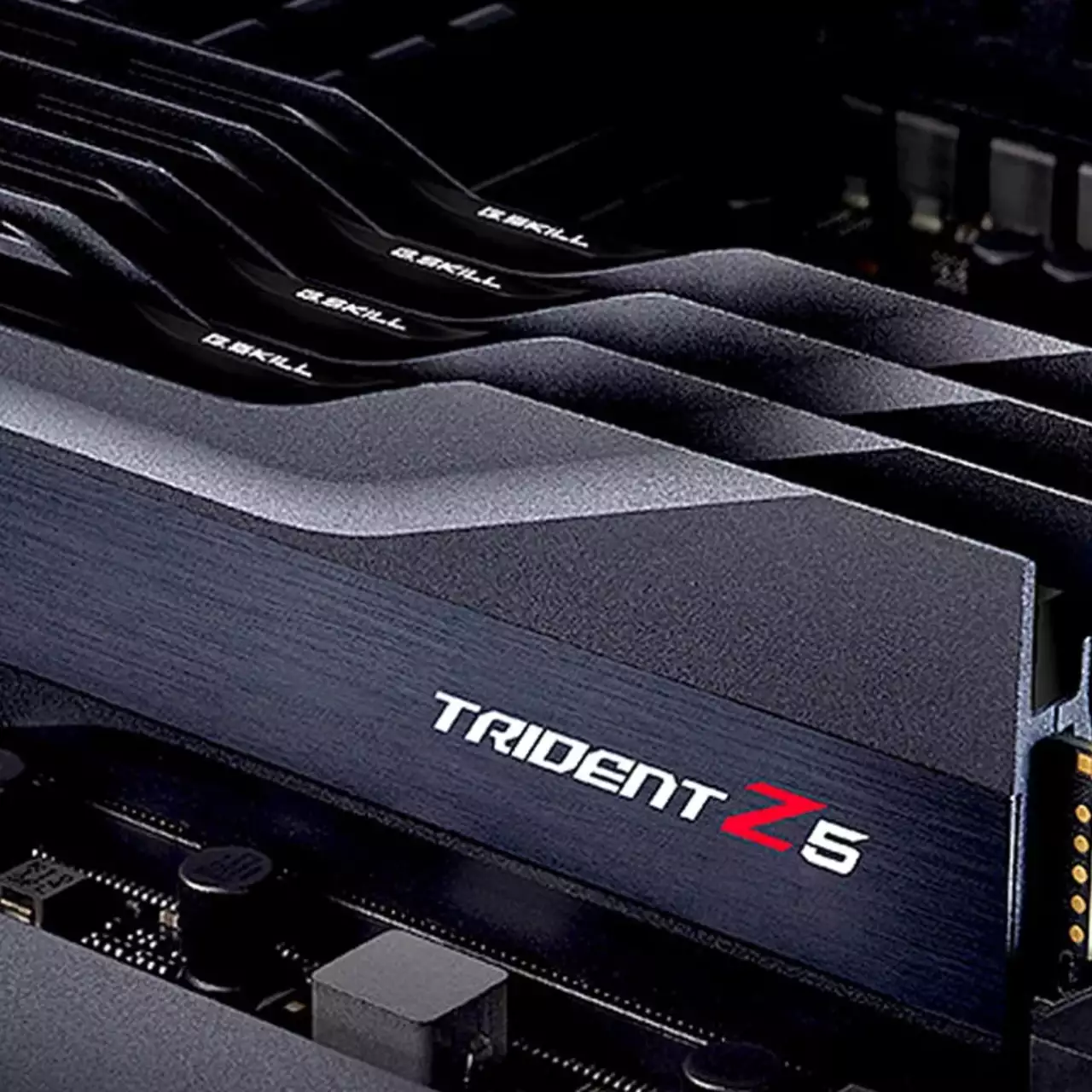 Установлен новый мировой рекорд: DDR5 разогнали до 12 112 MT/с Установлен новый мировой рекорд: DDR5 разогнали до 12 112 MT/с