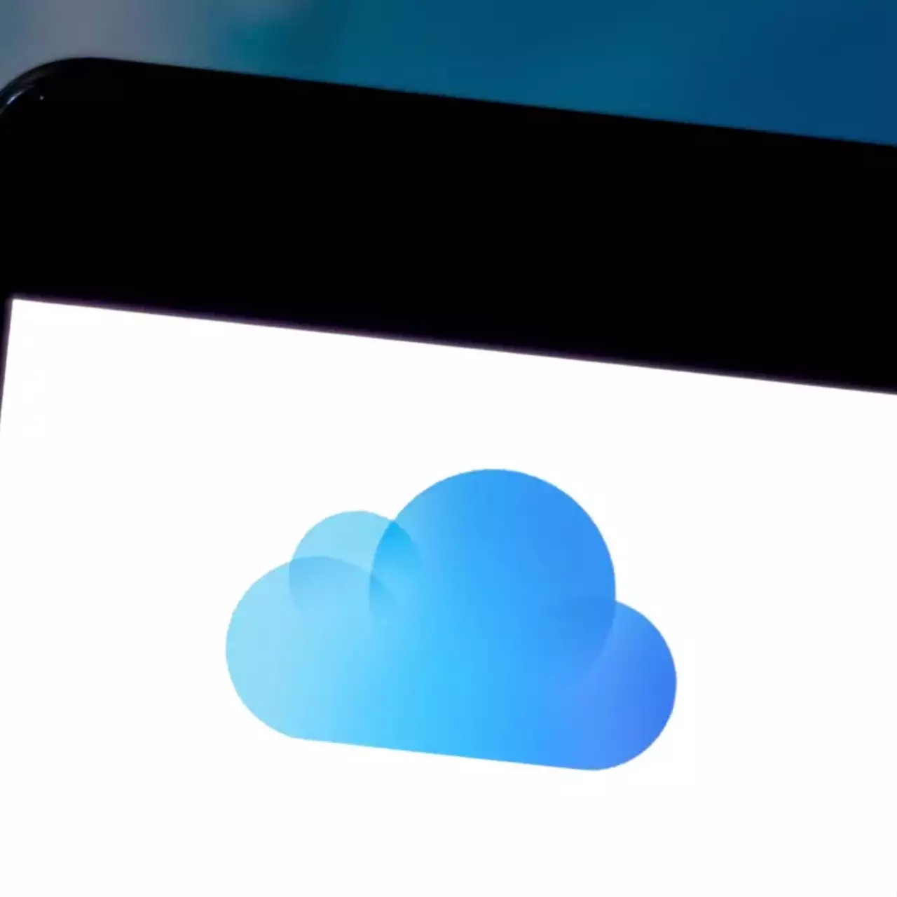 Пользователи iPhone пожаловались на неприятный баг после обновления iCloud Пользователи iPhone пожаловались на неприятный баг после обновления iCloud