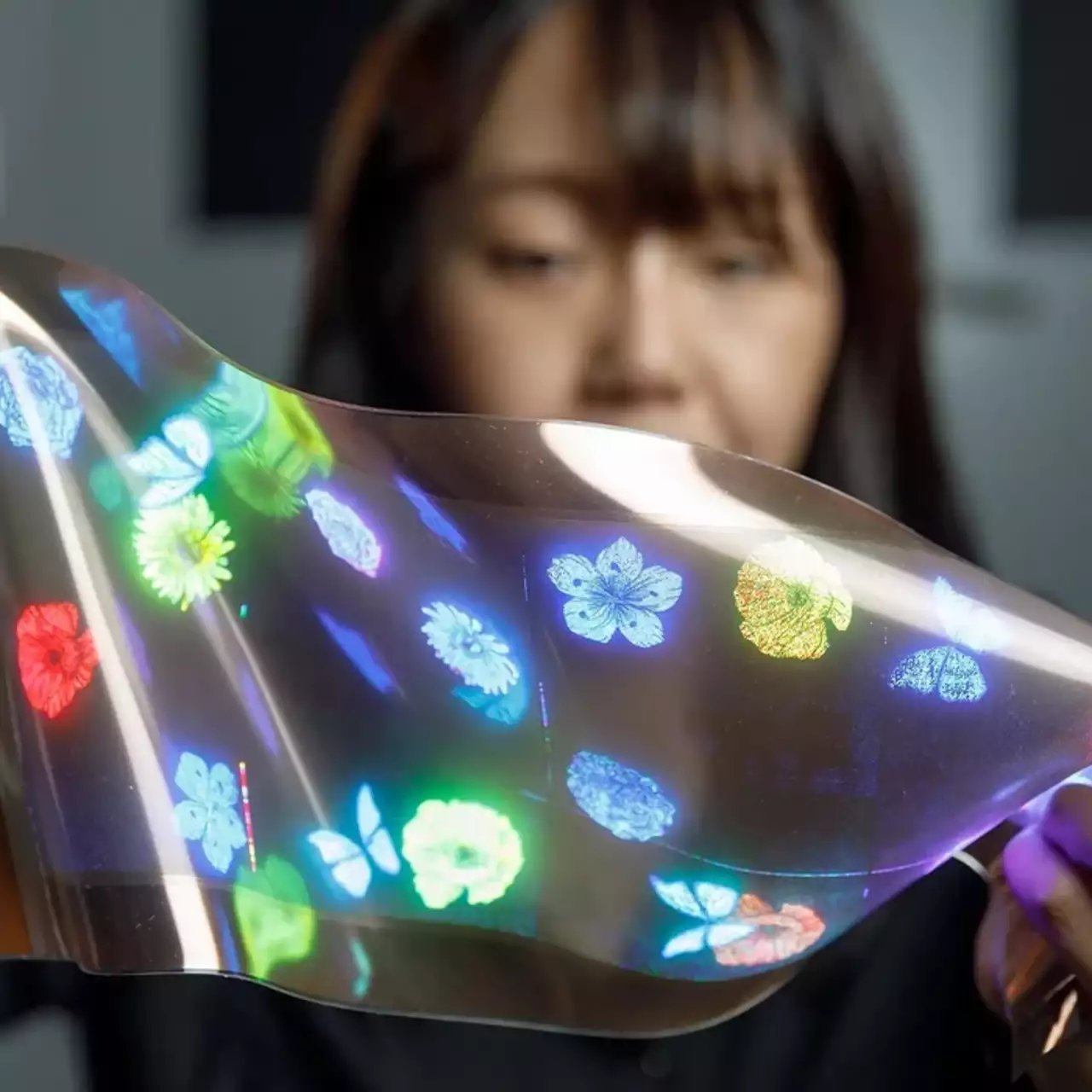 LG Display представила растягивающийся дисплей — революция в гибких экранах