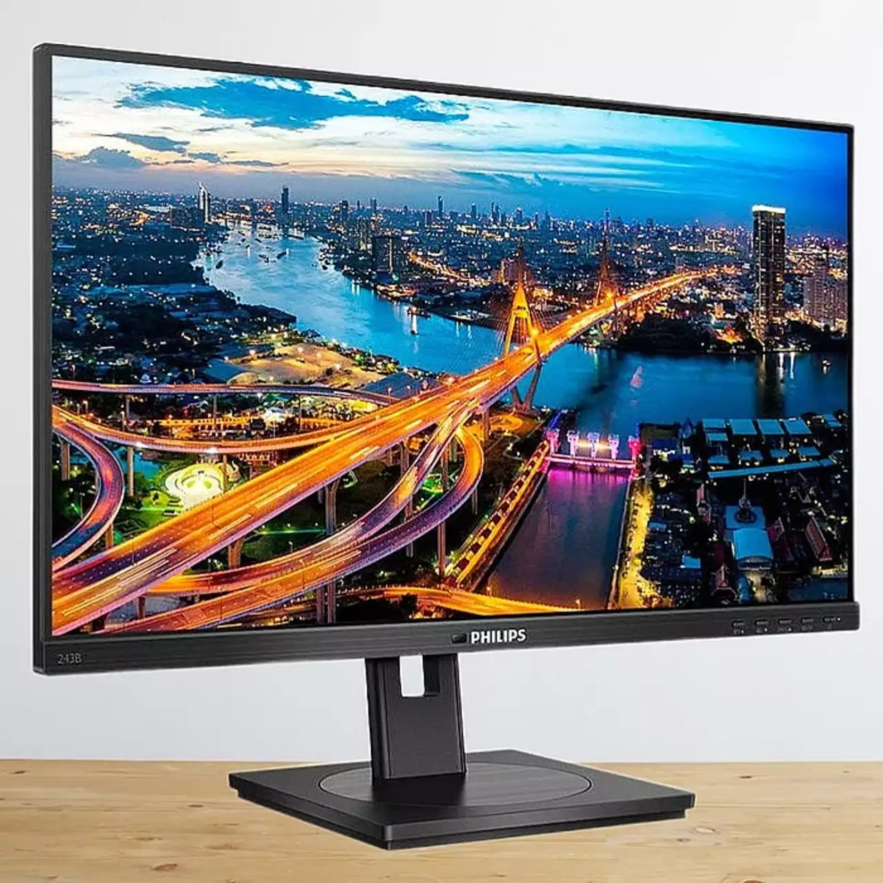 Представлен бюджетный 4K-монитор от Philips для работы и игр Представлен бюджетный 4K-монитор от Philips для работы и игр