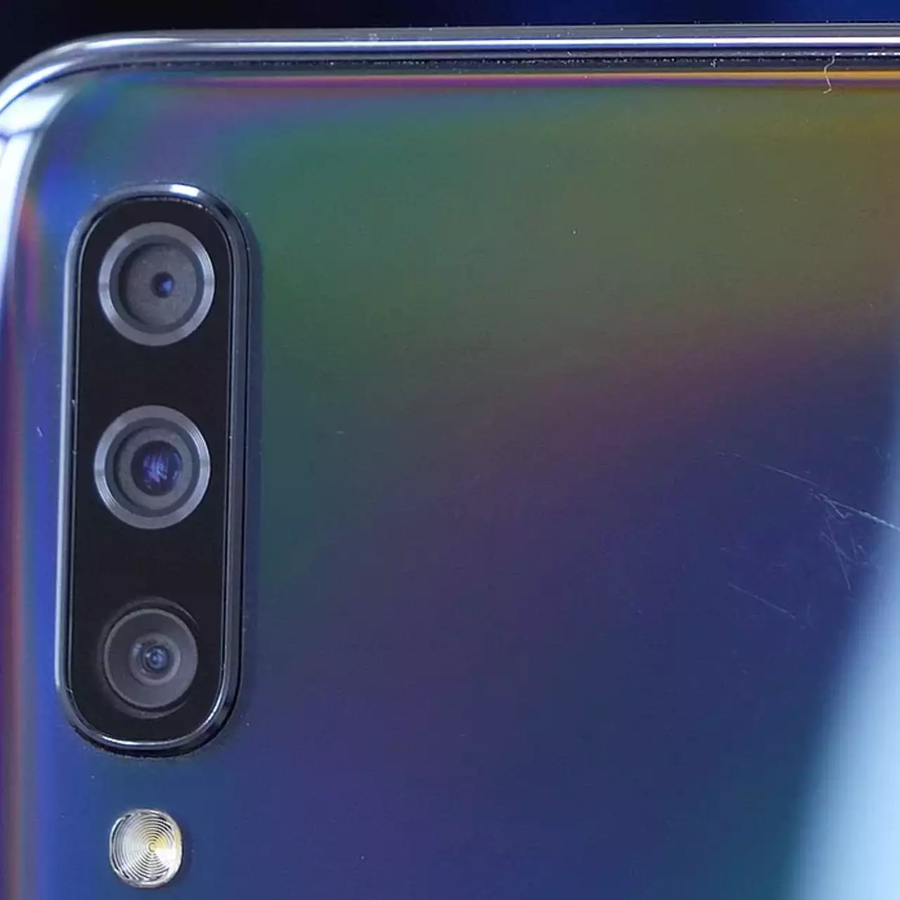 Новая технология Samsung позволит сократить толщину камер на 22 % Новая технология Samsung позволит сократить толщину камер на 22 %
