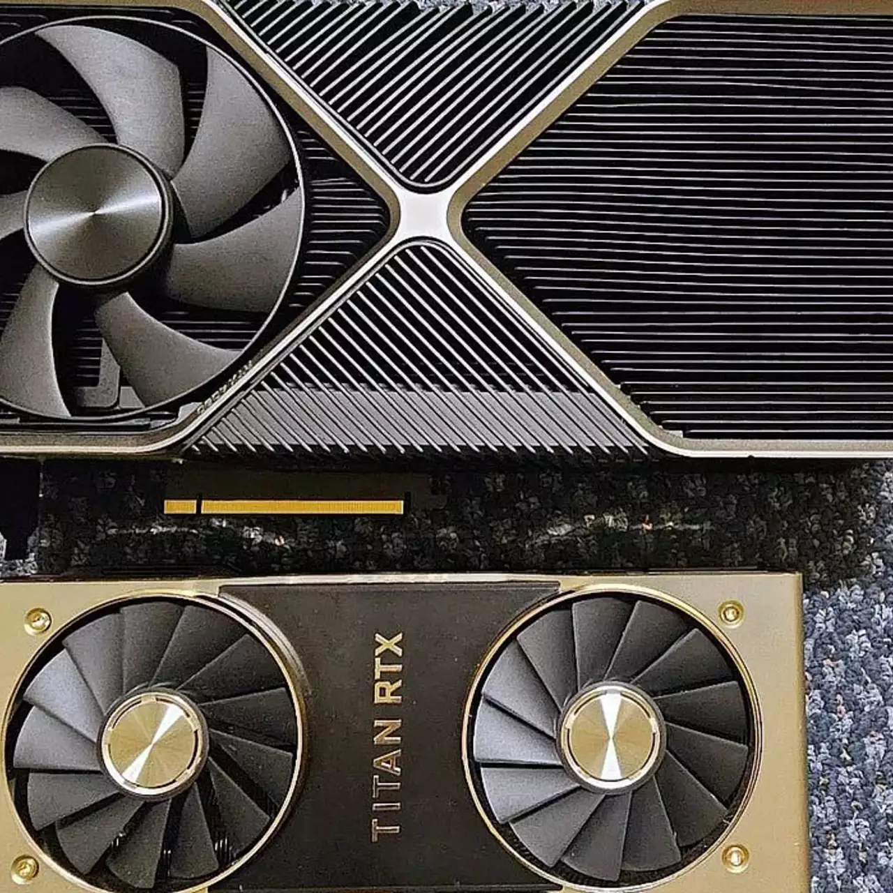 Найден невыпущенный флагман NVIDIA RTX 4090 Ti, которая удивляет размерами Найден невыпущенный флагман NVIDIA RTX 4090 Ti, которая удивляет размерами