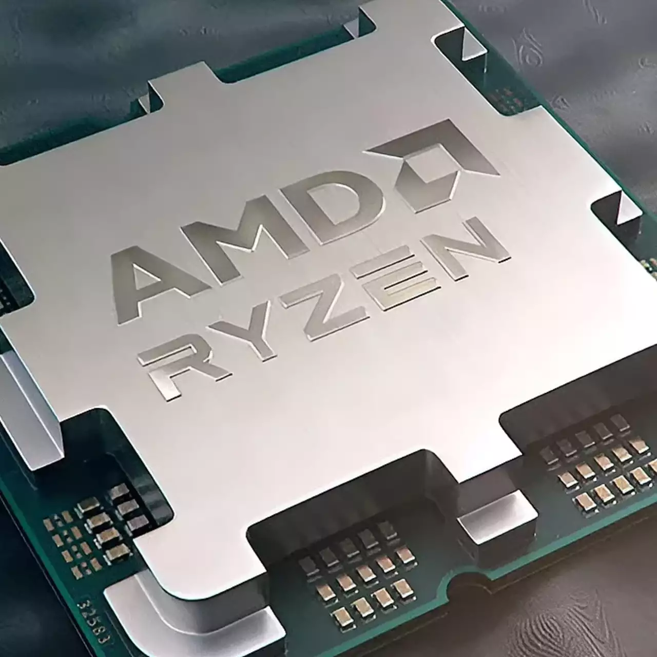 Характеристики Ryzen 9 9950X3D раскрыты до премьеры