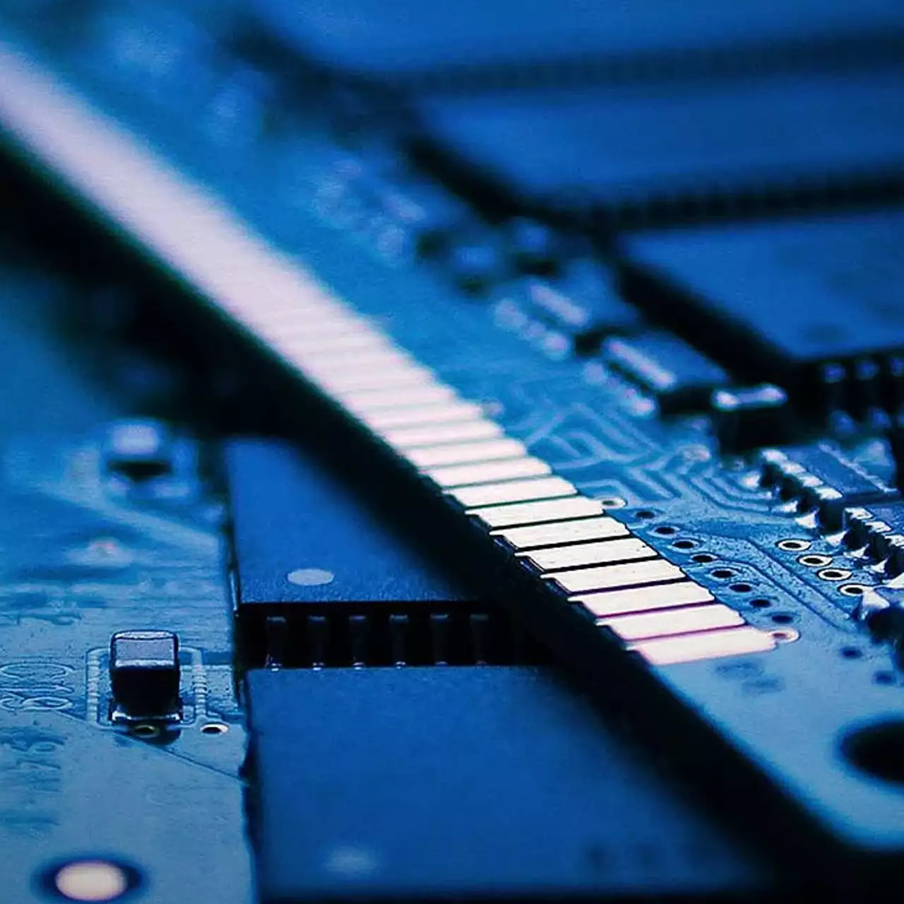 Ожидается снижение цен на DDR4 и DDR5 в начале 2025 года Ожидается снижение цен на DDR4 и DDR5 в начале 2025 года