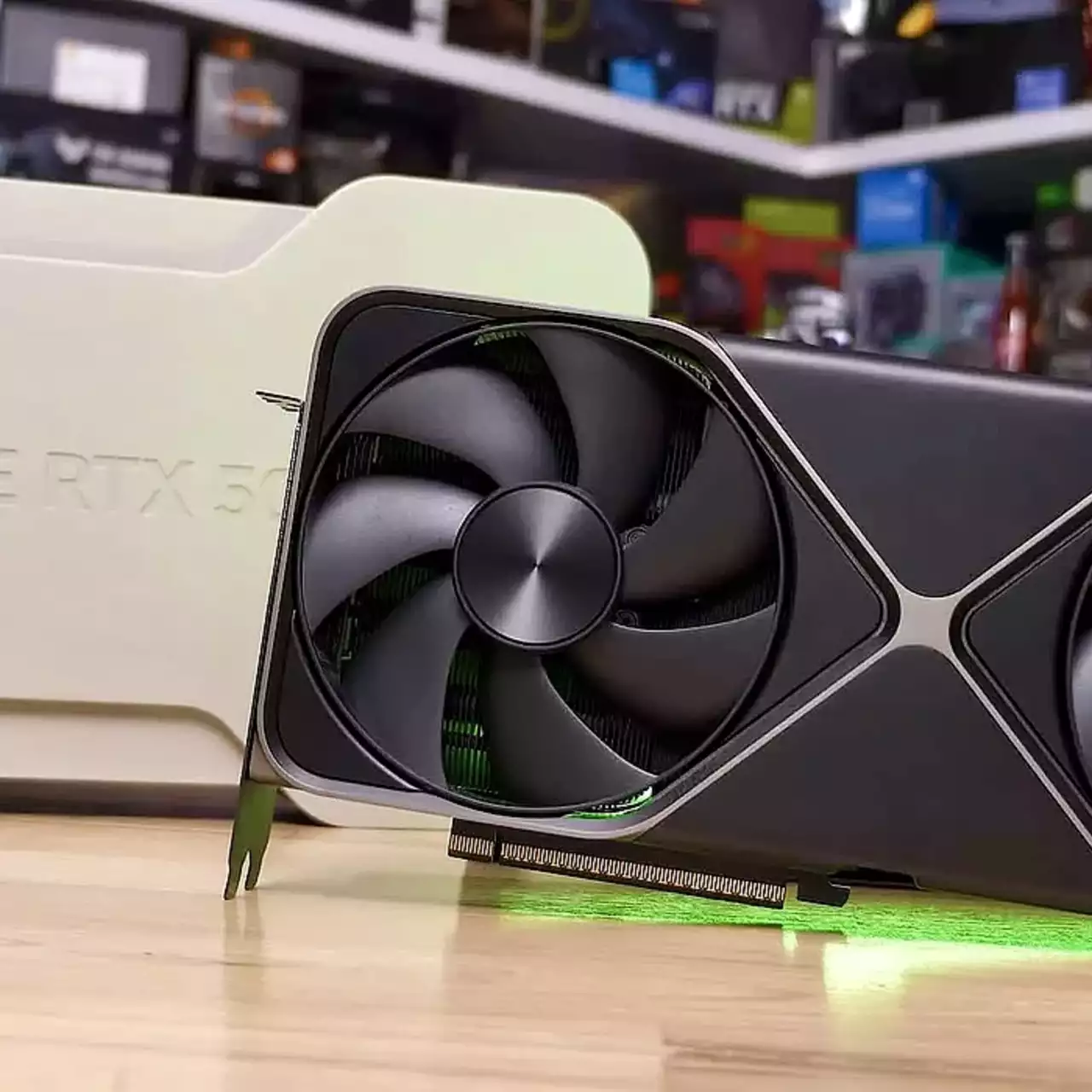 Палаточные лагеря и погромы стали символом запуска RTX 50