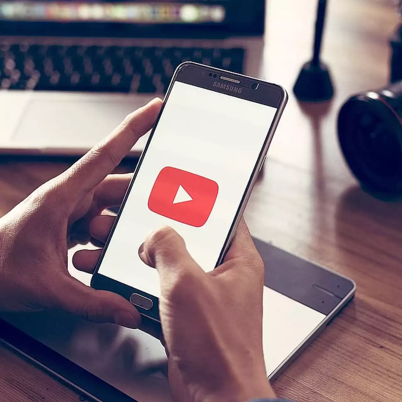 YouTube запускает ИИ-генератор видео для Shorts