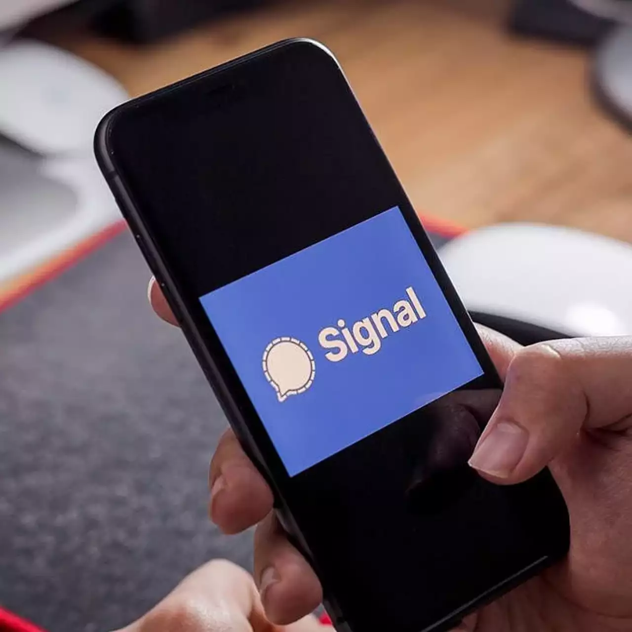 Мессенджер Signal отказывается от внедрения бэкдора по запросу правительства и грозит уходом из любой страны, где этого будут требовать Мессенджер Signal отказывается от внедрения бэкдора по запросу правительства и грозит уходом из любой страны, где этого будут требовать