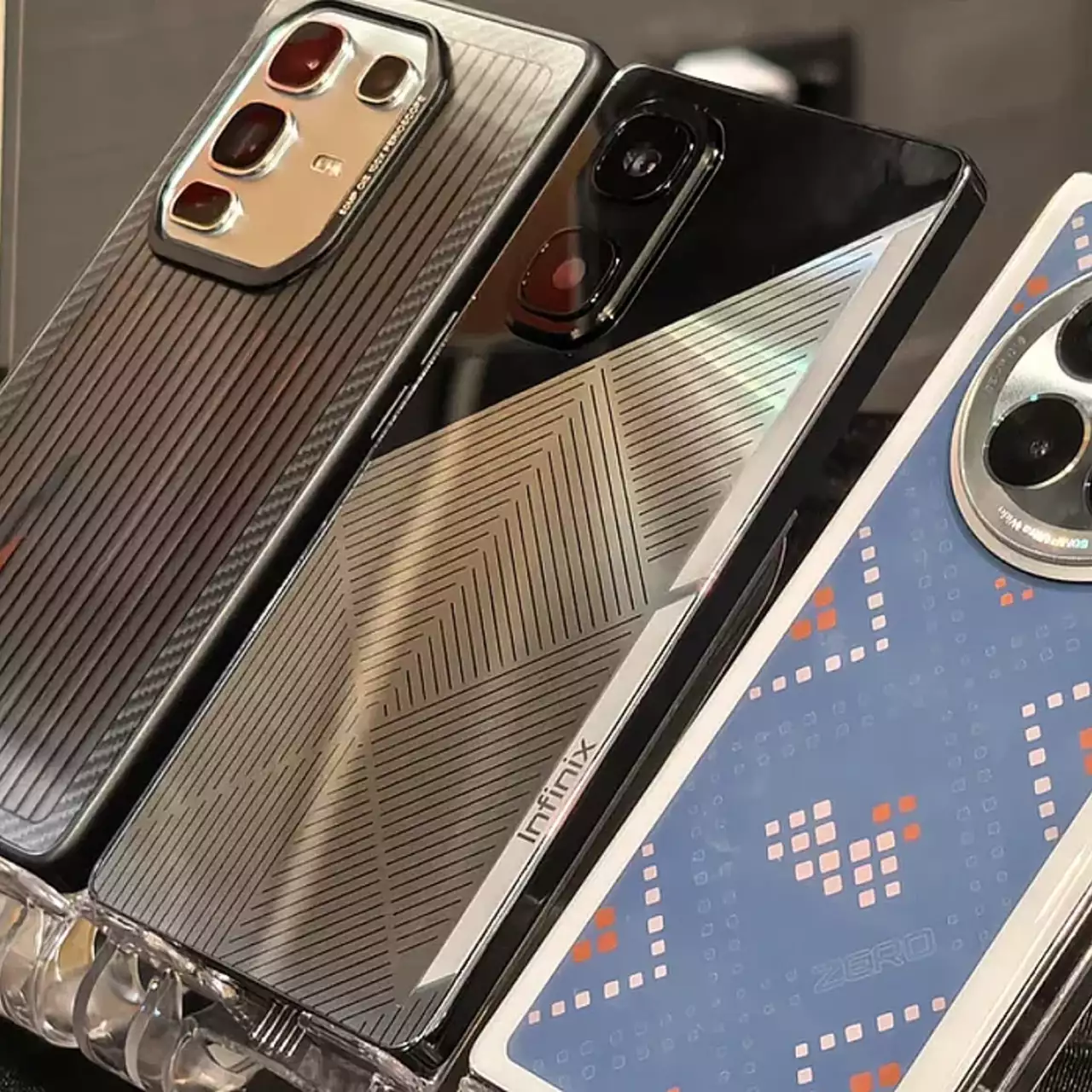Infinix показала смартфон с «живой» солнечной панелью Infinix показала смартфон с «живой» солнечной панелью