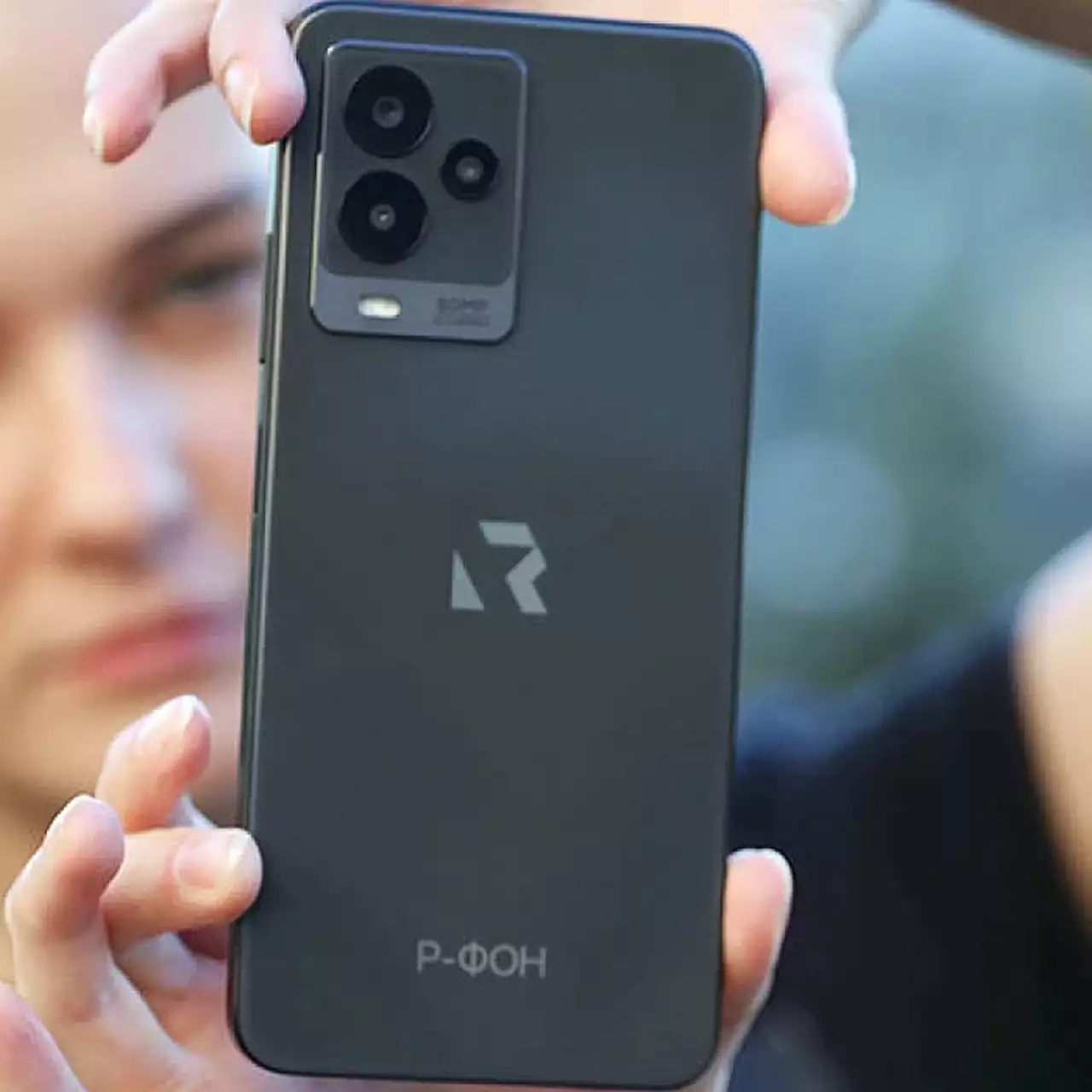РОСА Мобайл 2.0 vs Android: Российская ОС получила гибридный апгрейд РОСА Мобайл 2.0 vs Android: Российская ОС получила гибридный апгрейд