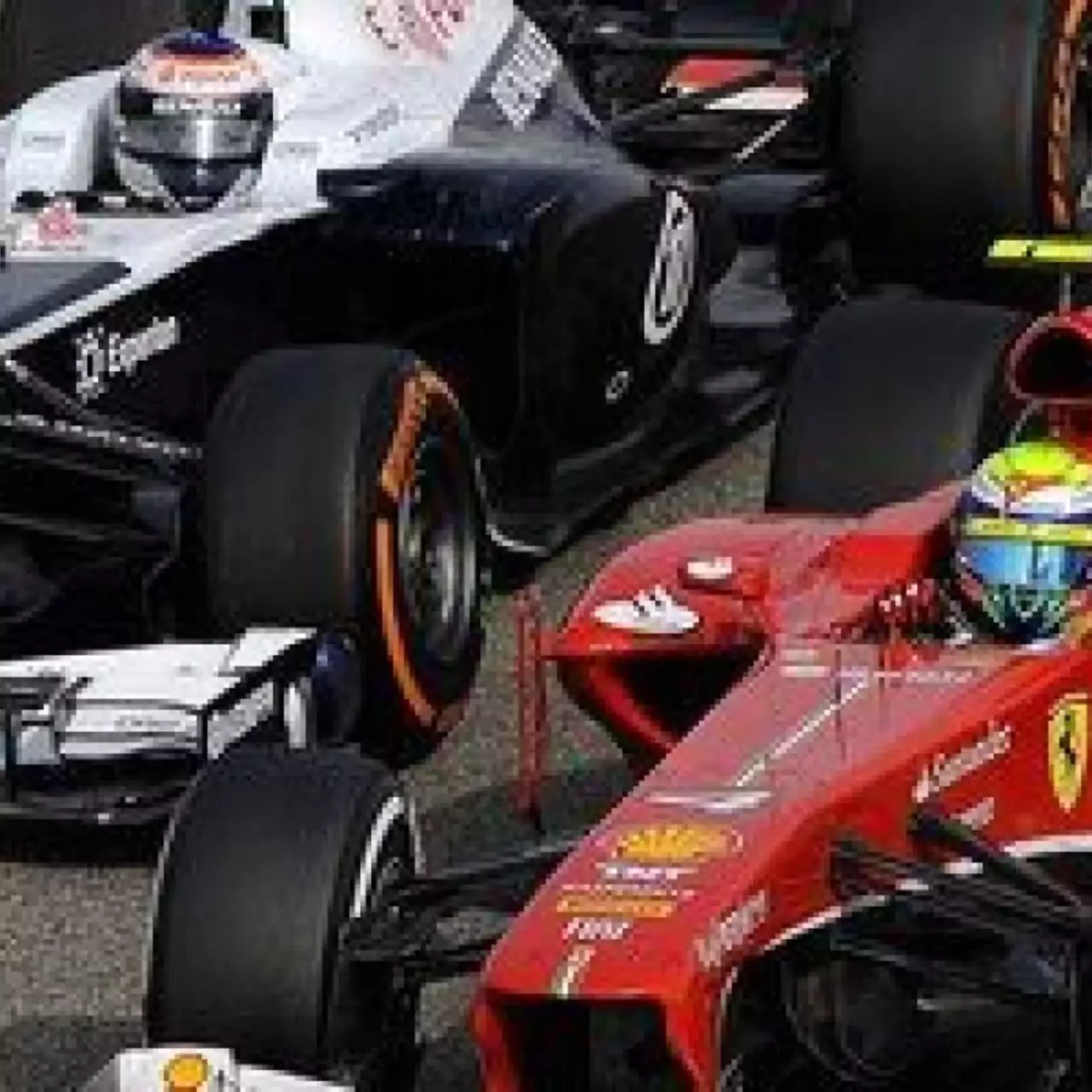 Мультиплеер F1 2013 больше не потребует ввода пароля Мультиплеер F1 2013 больше не потребует ввода пароля
