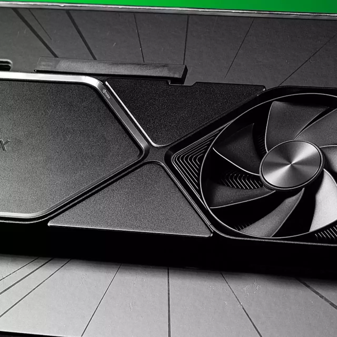 Появились первые обзоры GeForce RTX 5060 Ti — прирост скромный, греется сильнее, но работает быстрее Появились первые обзоры GeForce RTX 5060 Ti — прирост скромный, греется сильнее, но работает быстрее