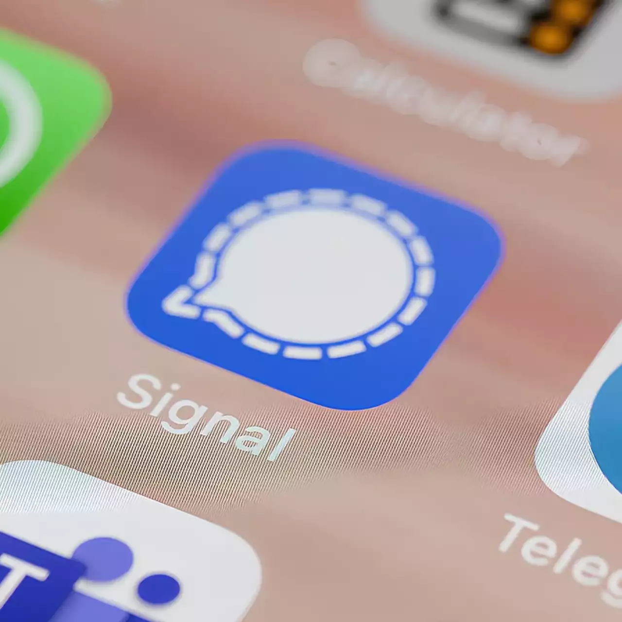 Signal признан самым безопасным мессенджером, а Telegram выбыл из топ-5 Signal признан самым безопасным мессенджером, а Telegram выбыл из топ-5