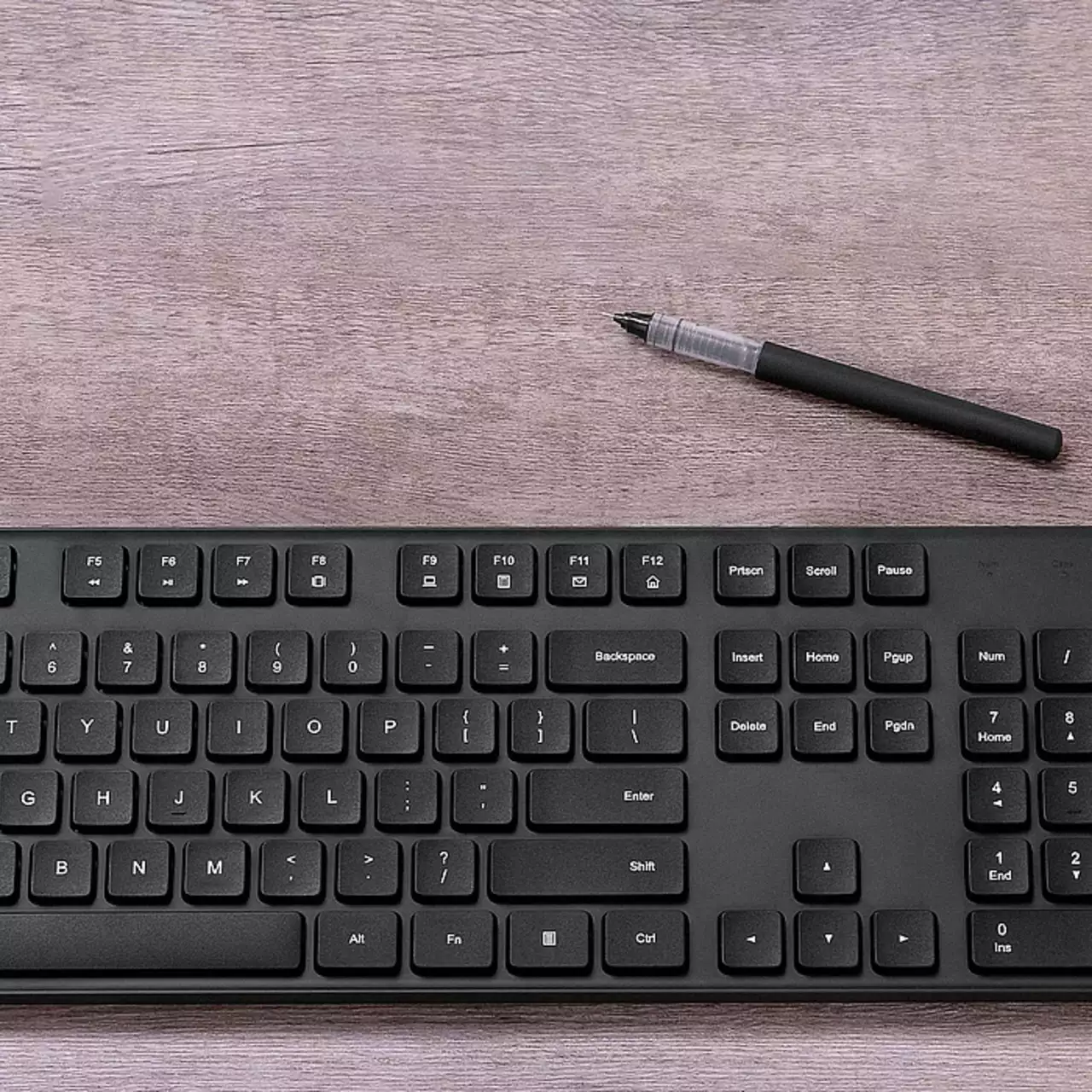 Xiaomi выпустила клавиатуру и мышь за $14: компактный набор для работы и учебы Xiaomi выпустила клавиатуру и мышь за $14: компактный набор для работы и учебы
