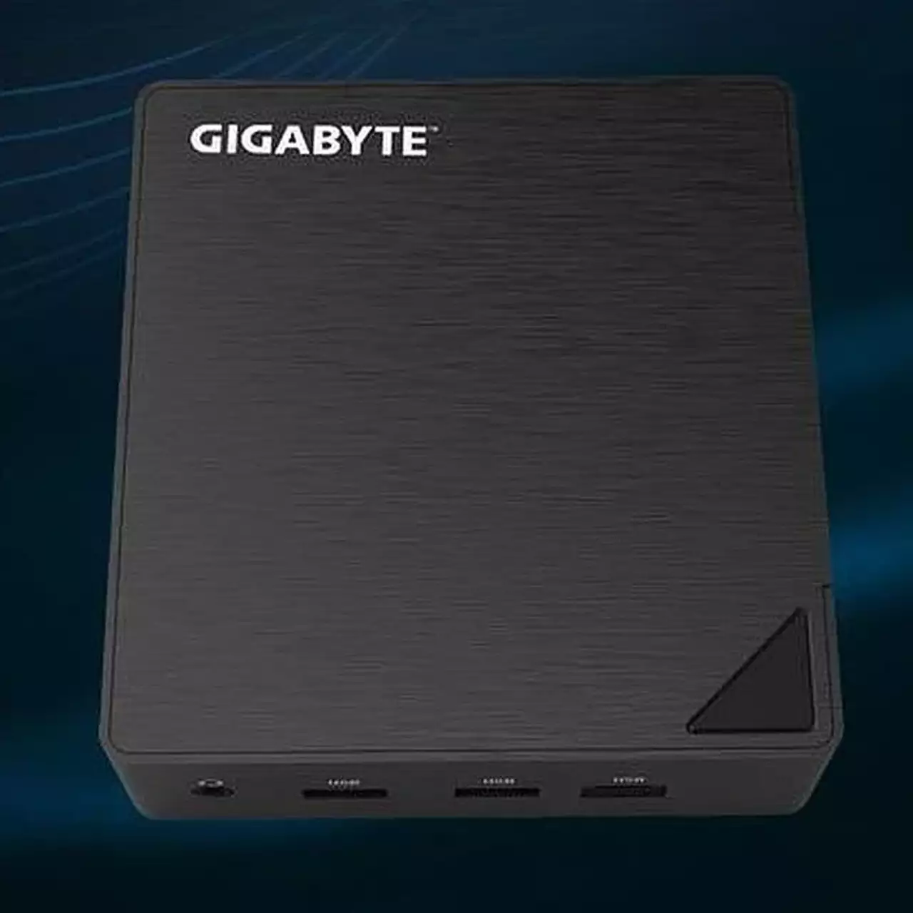 GIGABYTE собрала PC размером с кошелек, но с мощью полноценного компьютера GIGABYTE собрала PC размером с кошелек, но с мощью полноценного компьютера