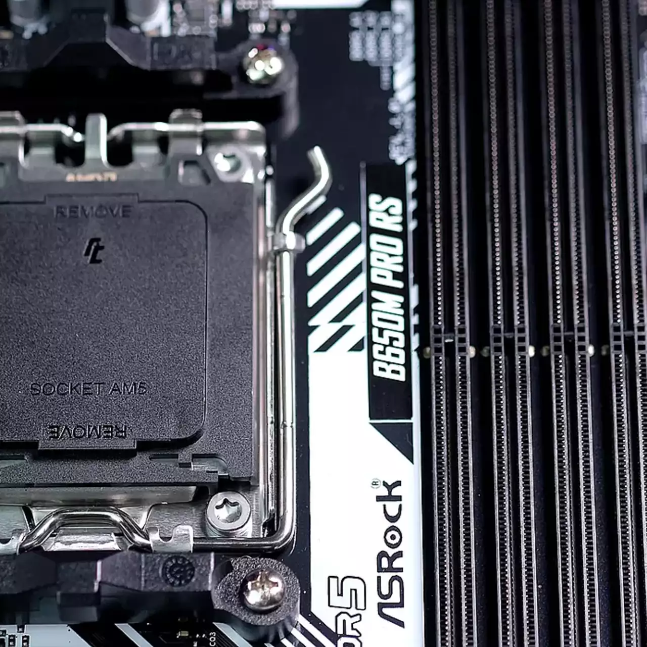 AMD сворачивает производство чипсетов B650 в пользу B850 AMD сворачивает производство чипсетов B650 в пользу B850