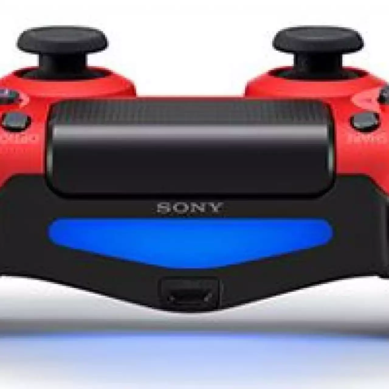 Sony представила красный и синий контроллеры DualShock 4