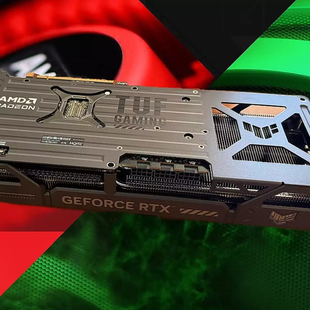Коллекционный вариант: видеокарта ASUS оказалась «гибридом» Radeon и GeForce