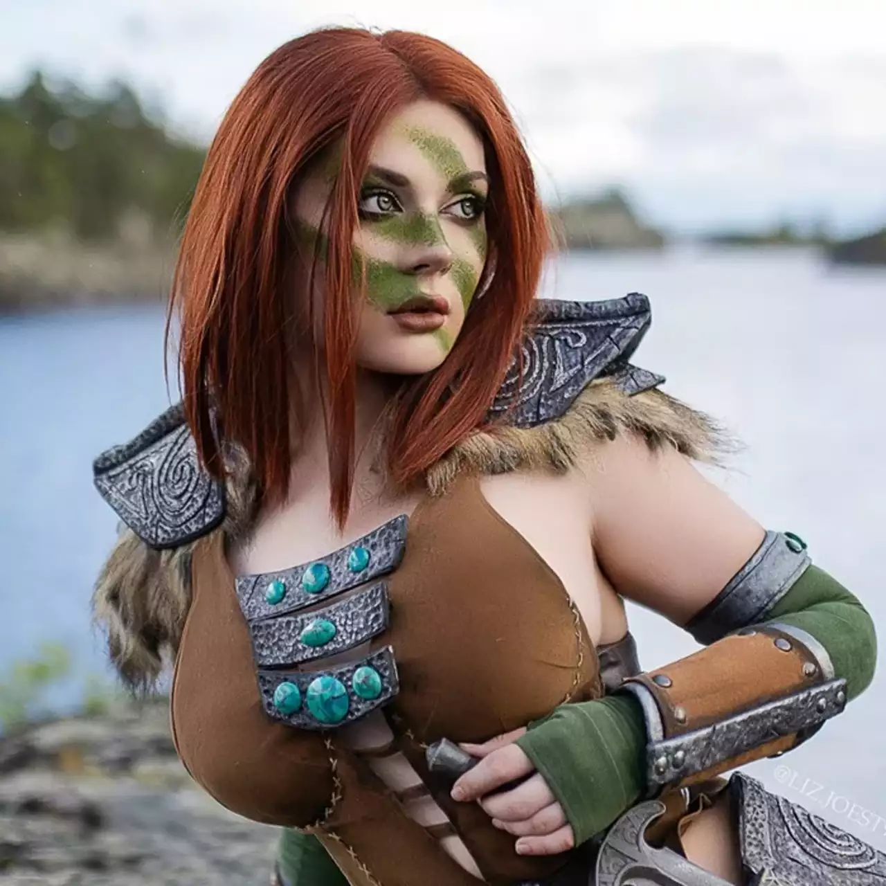 Россиянка показала косплей Эйлы Охотницы из TES 5: Skyrim Россиянка показала косплей Эйлы Охотницы из TES 5: Skyrim