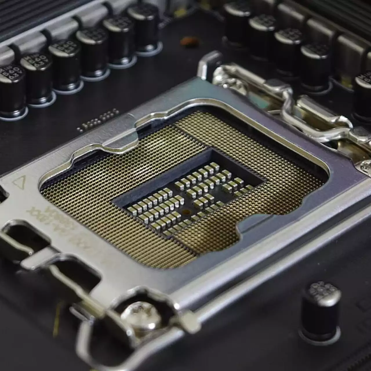 Сокет LGA 1954 от Intel может получить долгосрочную поддержку CPU Сокет LGA 1954 от Intel может получить долгосрочную поддержку CPU
