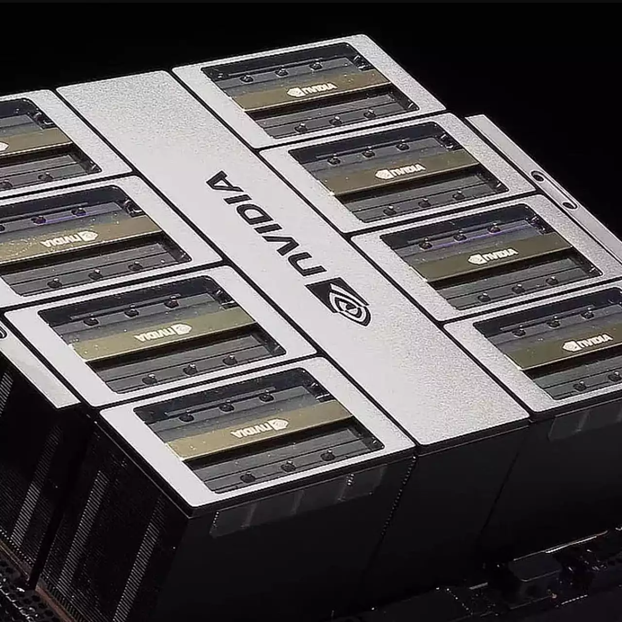 Продажи NVIDIA DGX в Европе под угрозой: ParTec подала иск о нарушении патента Продажи NVIDIA DGX в Европе под угрозой: ParTec подала иск о нарушении патента