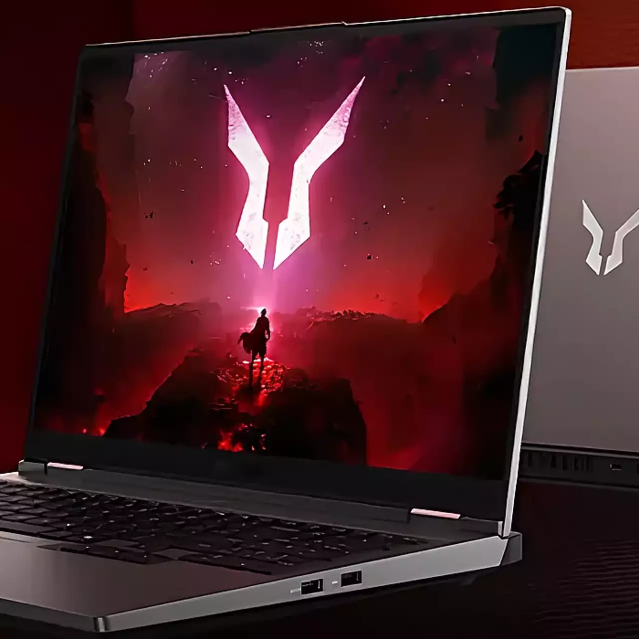 Lenovo анонсировала мощный игровой ноутбук на базе Ryzen 9 8945HX и GeForce RTX 5070