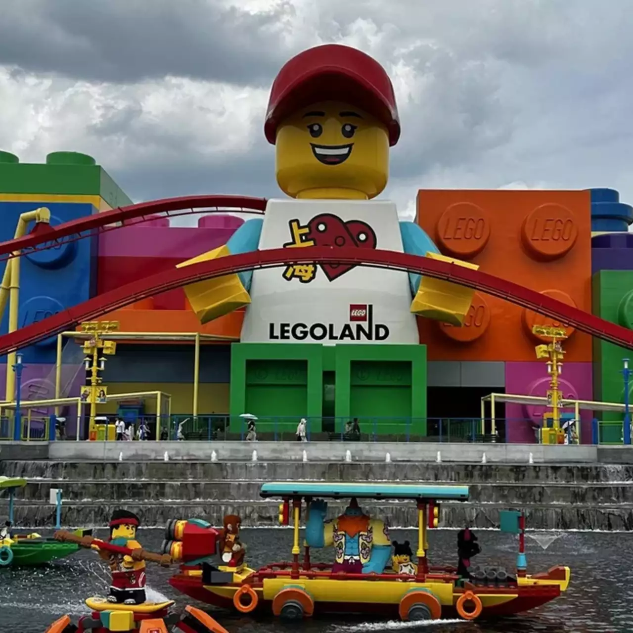 Я съездил в только-только открывшийся LEGOLAND в Шанхае — что там интересного?