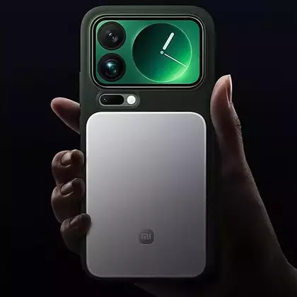 Xiaomi представила ультратонкий магнитный пауэрбанк, который совместим iPhone 17