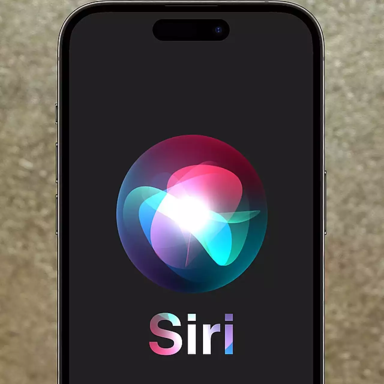 Apple выпустит переработанную Siri в следующем году