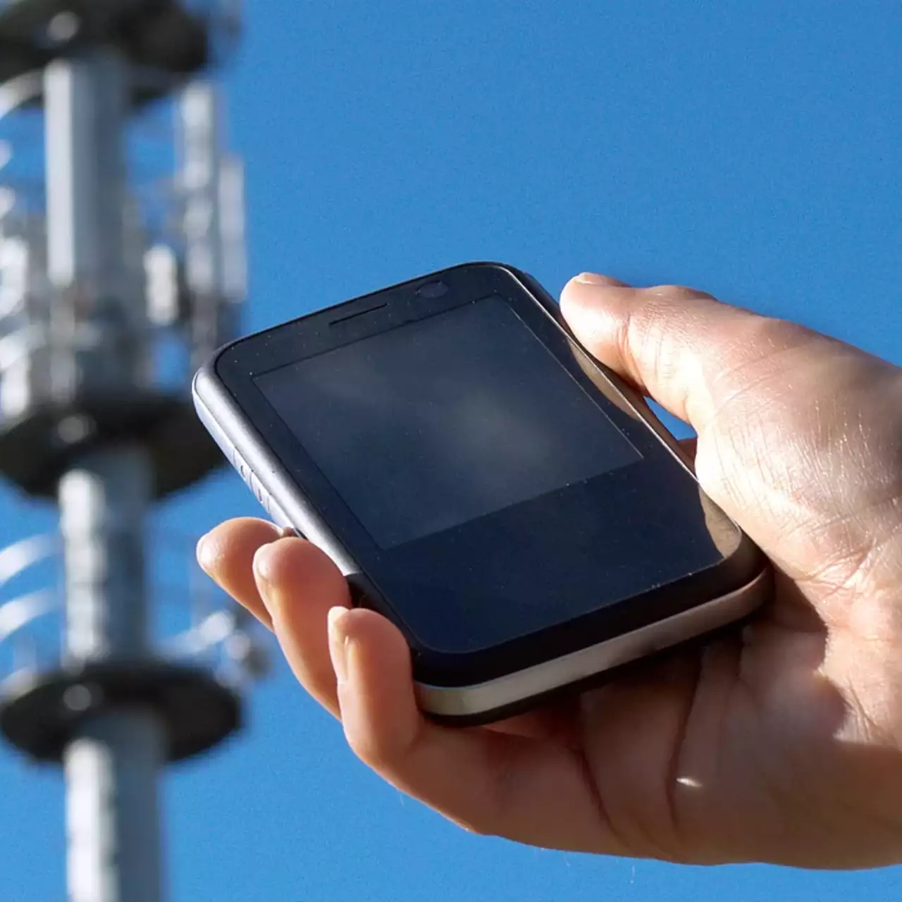 Российские операторы готовятся поднять цены на связь и интернет в 2026 году