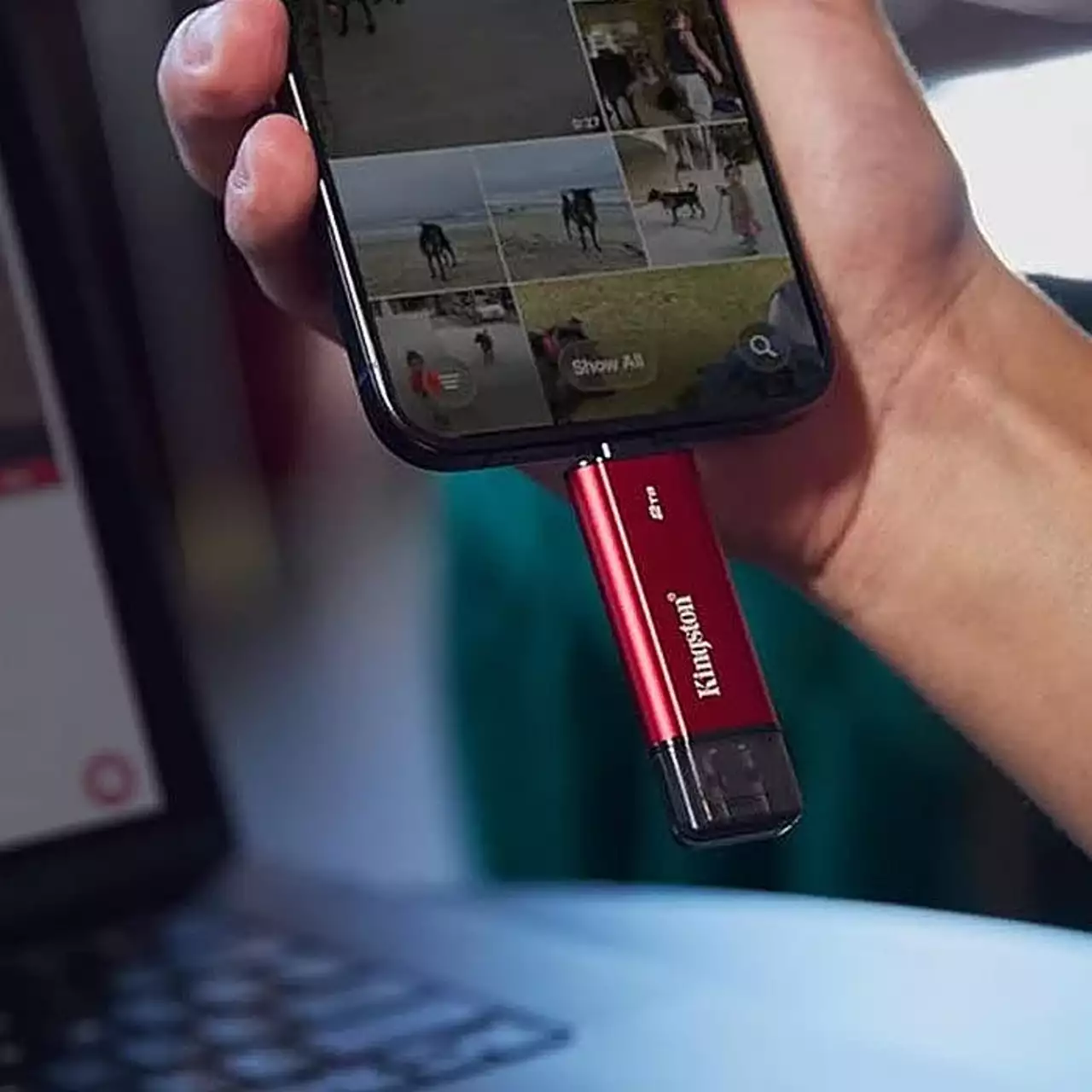 Kingston представила SSD-флешку с двумя разъёмами USB-A и USB-C