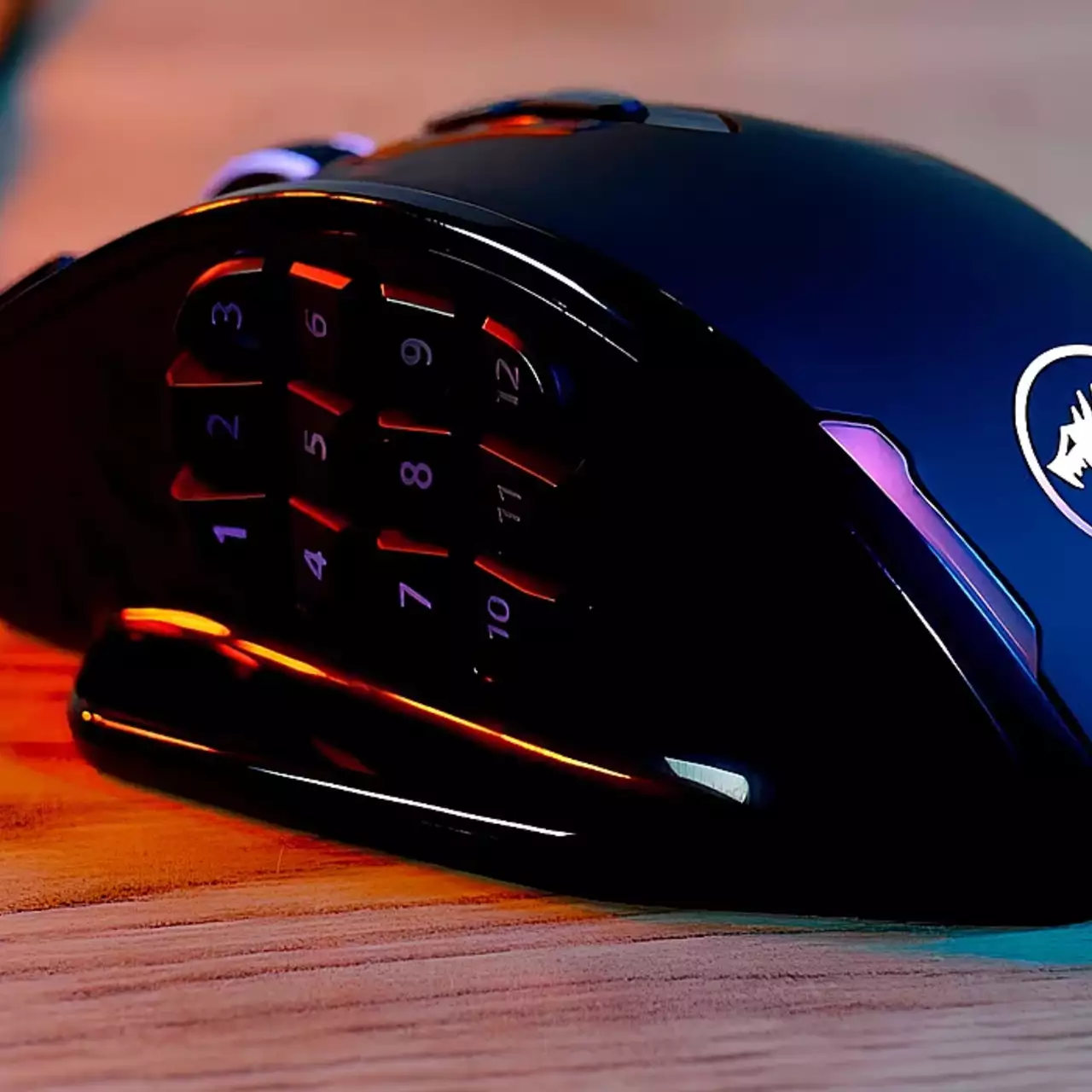 Представлена мышь Redragon с 18 программируемыми кнопками