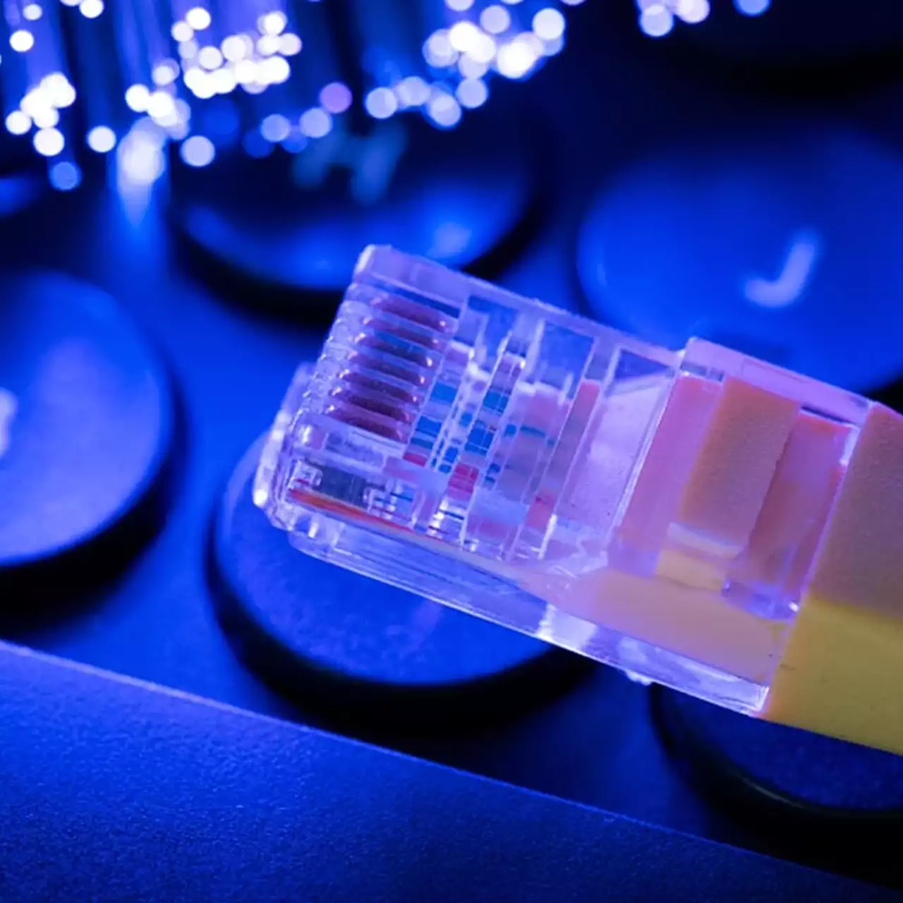 В России назрела скрытая угроза стабильности интернета