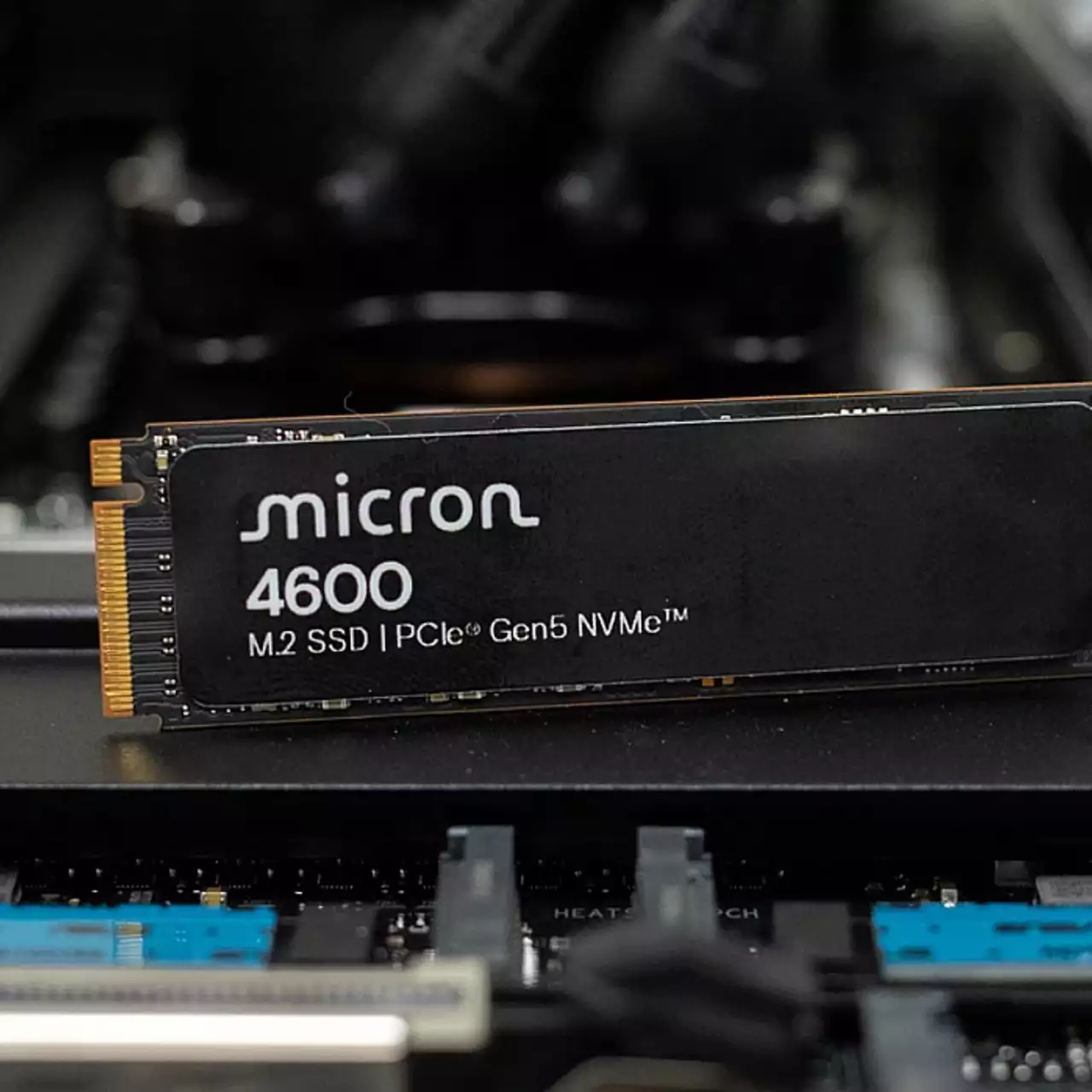 Micron уходит с рынка потребительской памяти ради ИИ