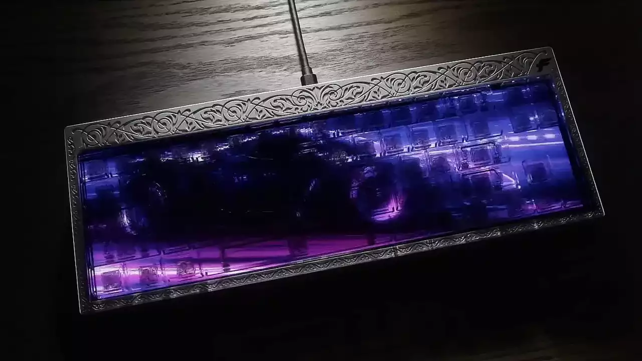 Corsair представила механическую клавиатуру со встроенной панелью Elgato Stream Deck