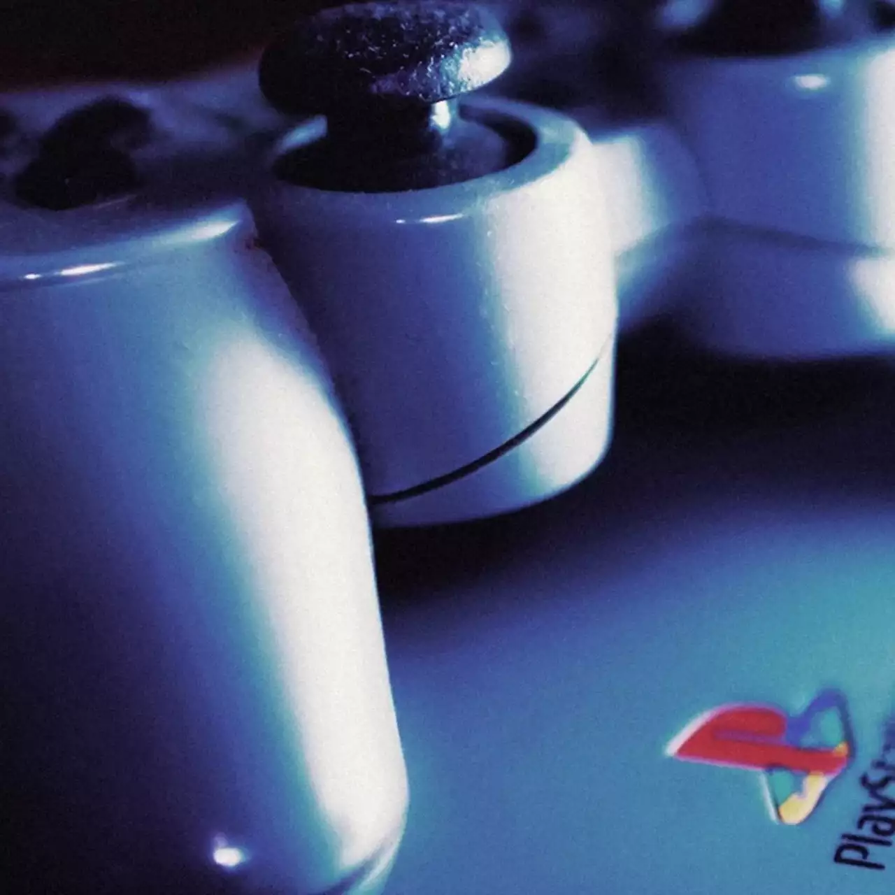 Anicorn и Sony представили лимитированные часы в стиле PS1 — тираж всего 300 экземпляров