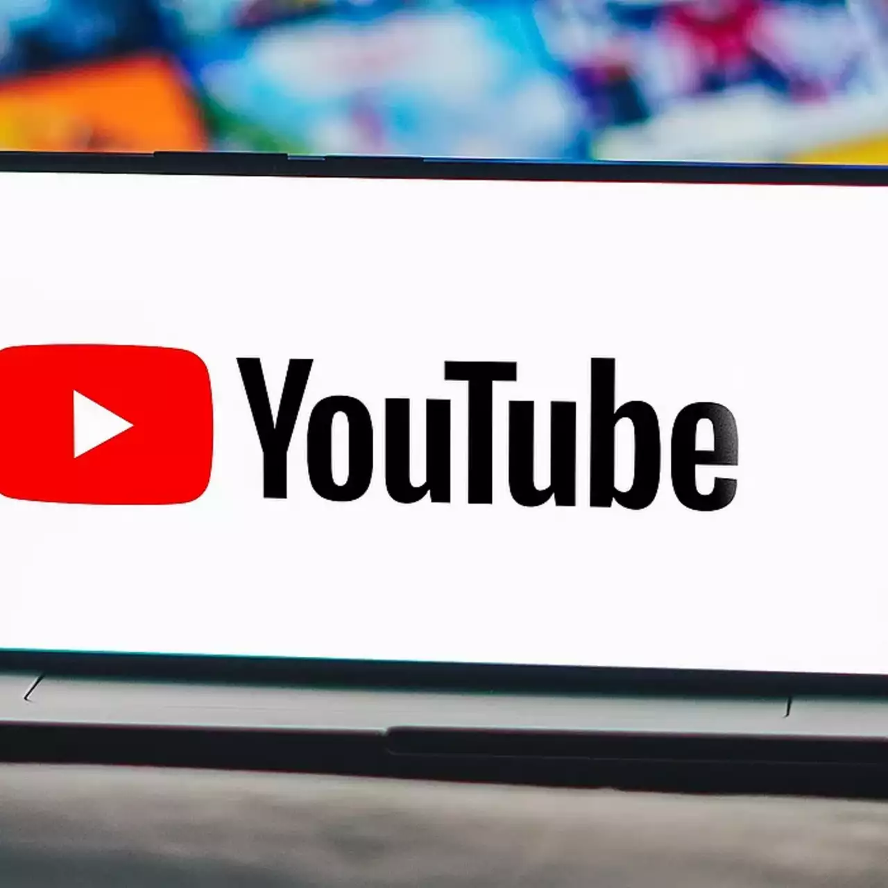 В Госдуме назвали сроки полной блокировки YouTube в России